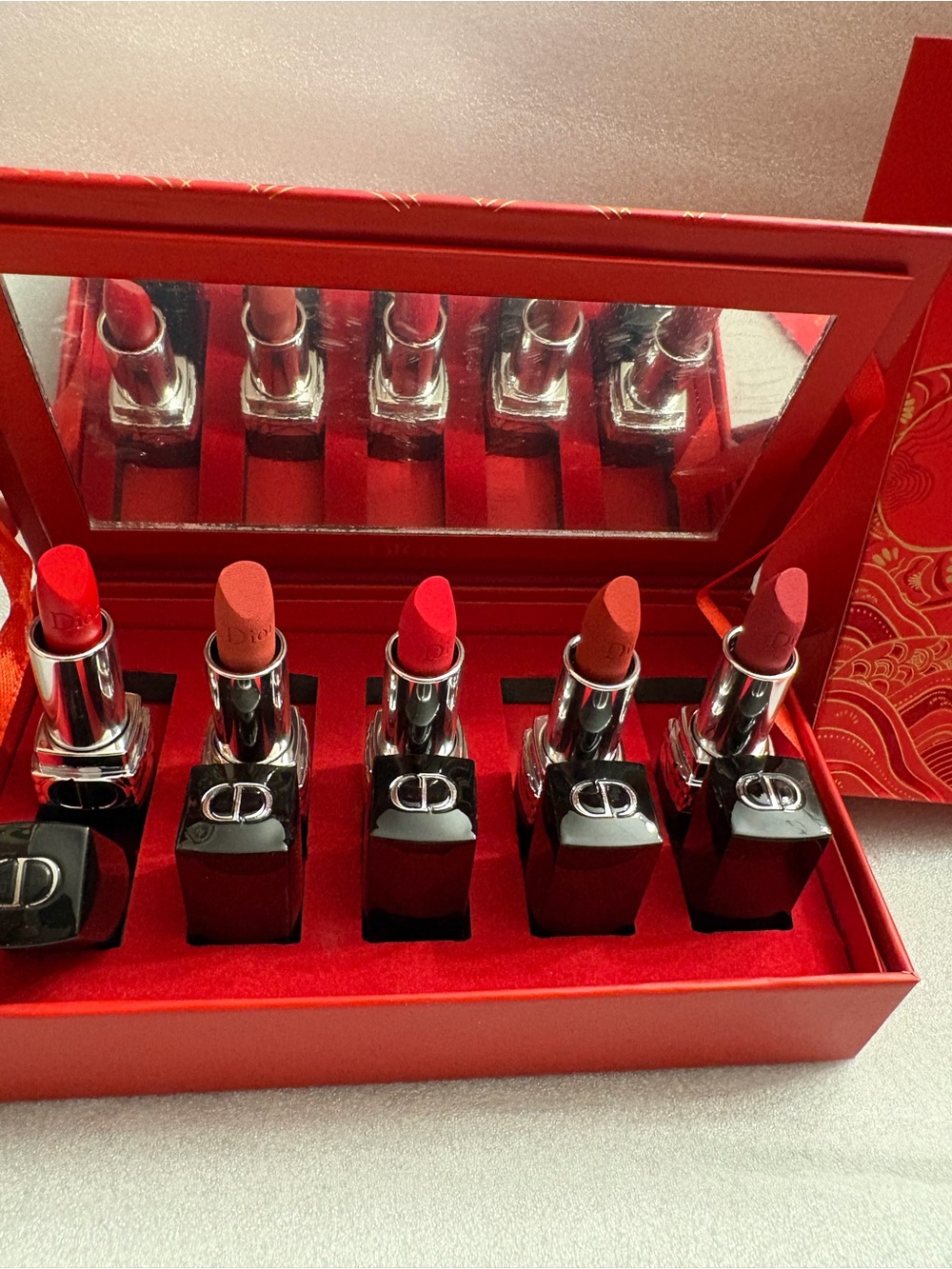 Luxury Red Lipstick Set — 5-Piece Assorted Shades